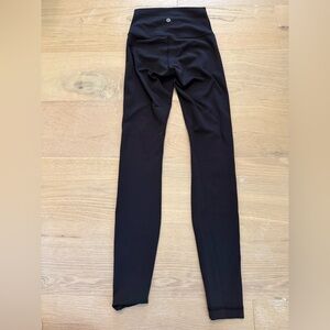 lululemon athletica women’s Align Black Leggings size 2 25” inseam